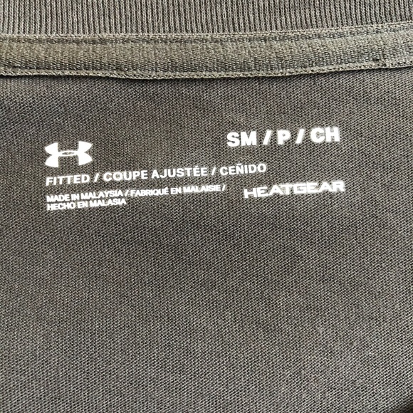 SOLD—UA Camo 3/4 Sleeve - Picture 3 of 5